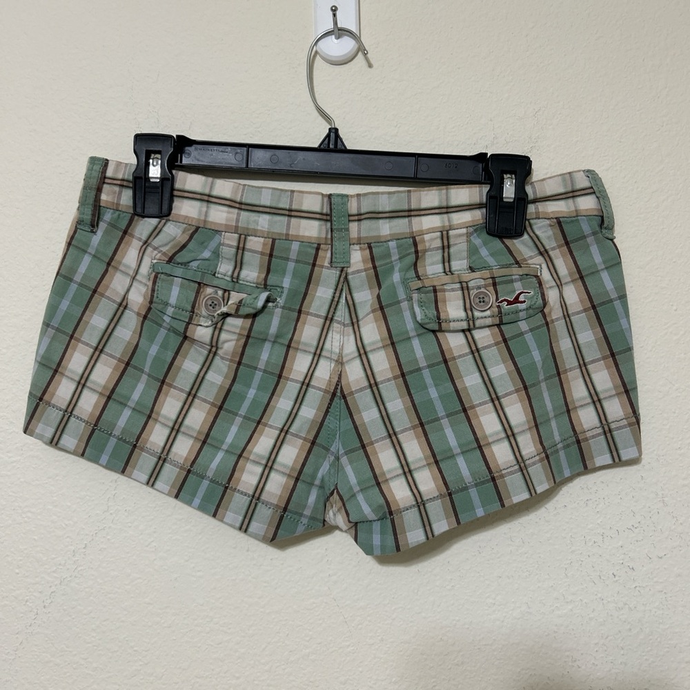 Y2K Hollister Low Rise Plaid Micro Mini Shorts Green Beige Size 3 Vintage 2000s - Picture 3 of 4